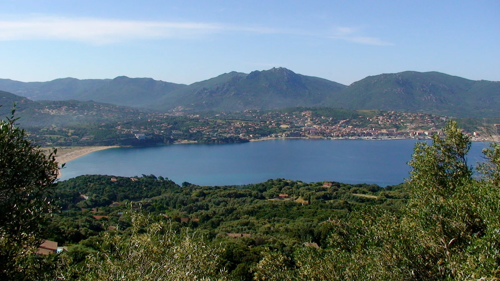 Le golfe du Valinco et Propriano depuis la colline